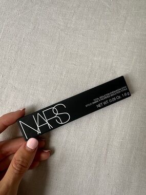 NARS Eyeshadow Stick